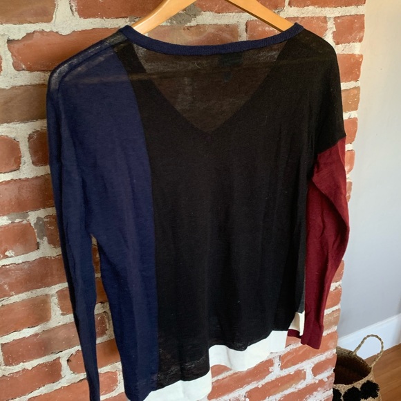 C & C California colorblock asymmetrical sweater M - Picture 8 of 8